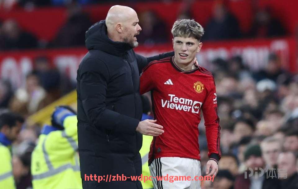 问鼎娱乐官方网站-德甲联赛中3-2战胜对手成功保级球队的精彩表现分析