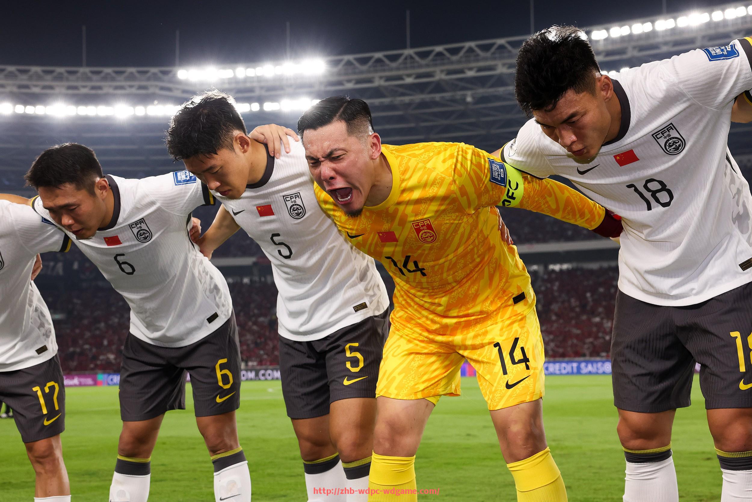 问鼎娱乐官方网站-2022年热火主教练斯波战术体系在季后赛的表现解析